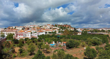 L’État cherche à acheter des maisons dans 12 arrondissements de l’Algarve