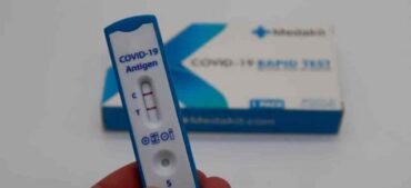 Tests antigéniques gratuits passant de quatre par mois à deux à partir de mars