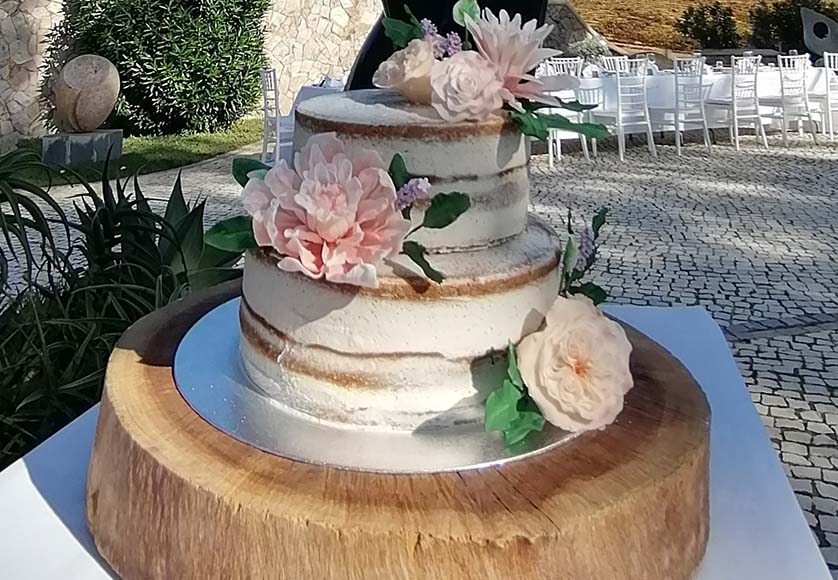 gâteau-de-mariage-vignoble-plein-air-quinta-vales