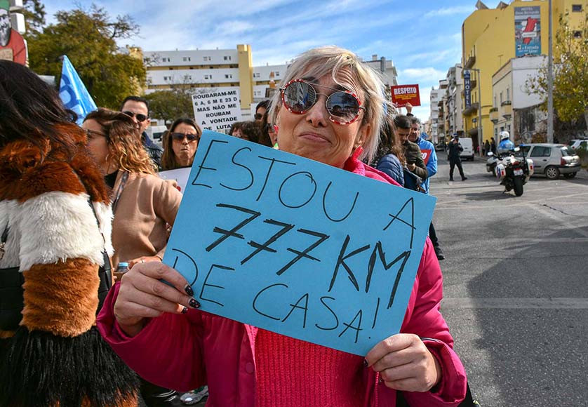 Des enseignants manifestent à Faro jeudi dernier