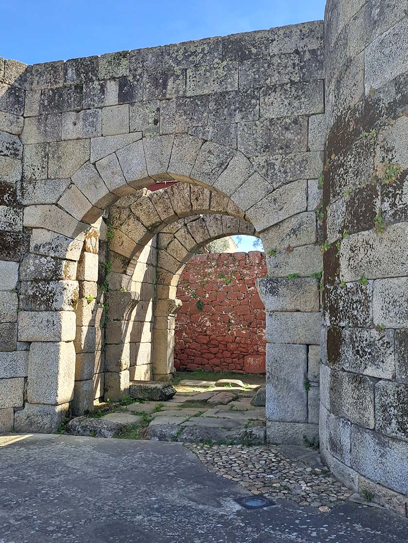 Ancienne entrée romaine d'Idanha-a-Velha
