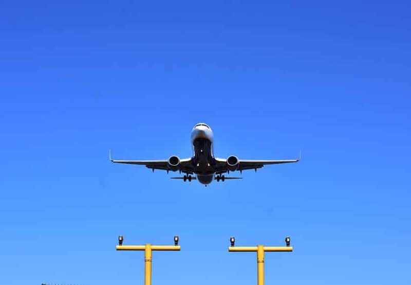 Rasage de près à l’aéroport de Porto : avions autorisés à décoller et atterrir sur la même piste