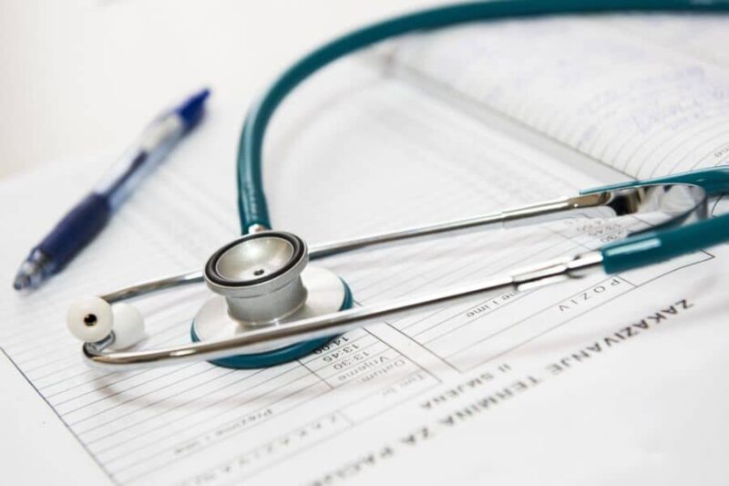 Plus de 1 000 médecins écrivent au ministre de la Santé pour refuser d’effectuer des heures supplémentaires supplémentaires