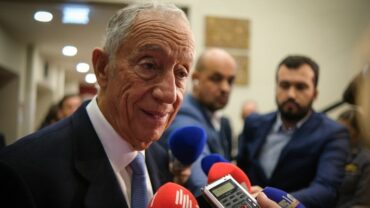 Le président portugais fixe les dates de la démission du gouvernement et de la dissolution du Parlement