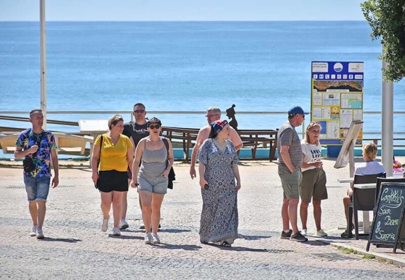 Une campagne créative d’économie d’eau cible les touristes de l’Algarve