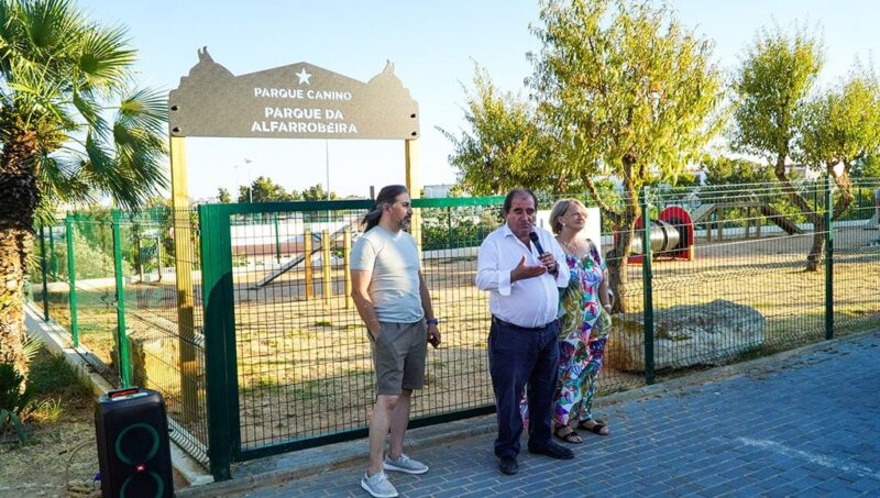 Inauguration d’un nouveau parc pour chiens à Albufeira