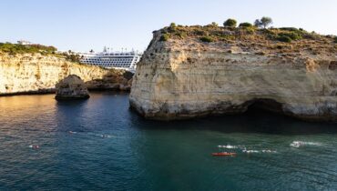 La première Swim Party au Portugal a eu lieu le long de la côte de l’Algarve