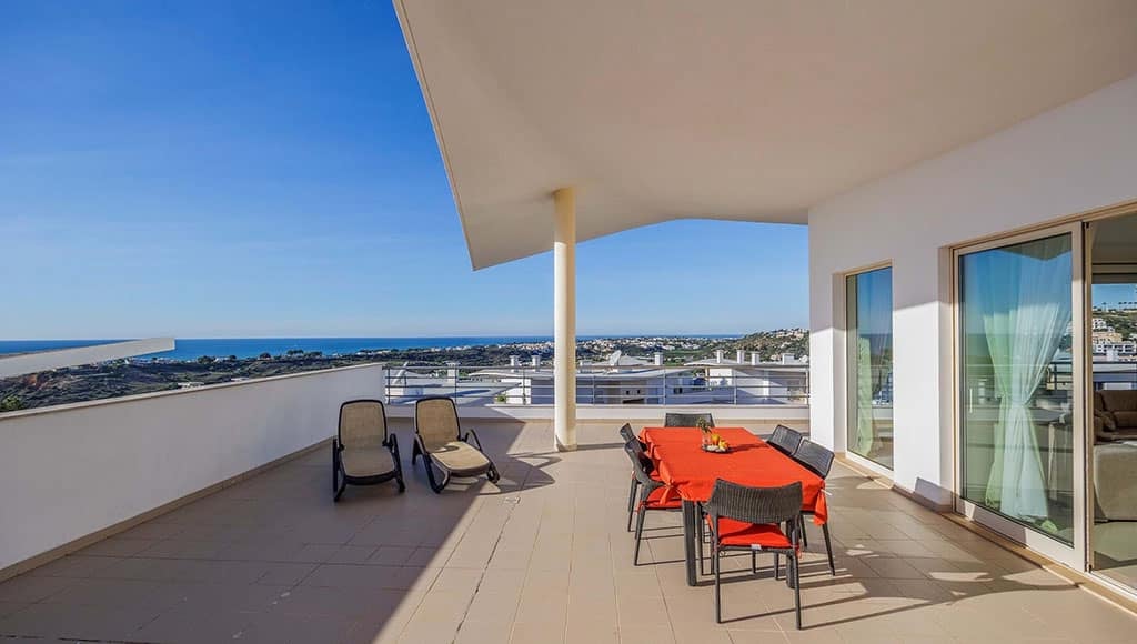 Penthouse avec vue sur la mer près de la vieille ville d'Albufeira