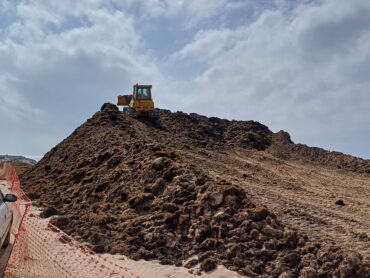 L’invasion d’algues déclenche un nettoyage majeur à Praia da Rocha