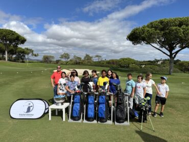 Le projet Tiago Sousa Golf amène le sport aux étudiants d’Almancil