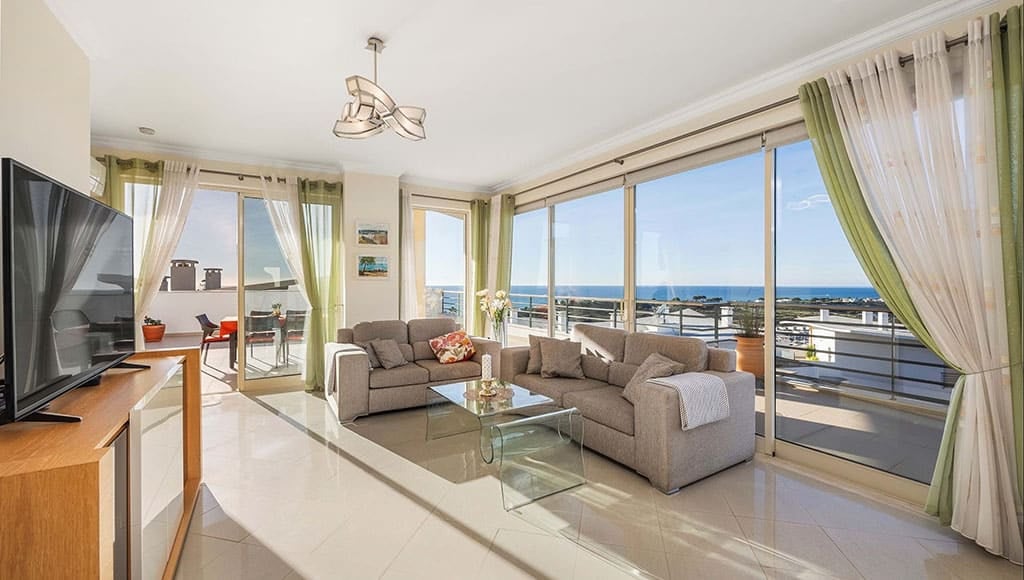 Penthouse avec vue sur la mer près de la vieille ville d'Albufeira