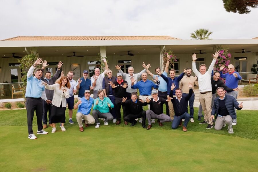 Le champion de golf Olazábal et ses collègues professionnels collectent des fonds pour les enfants de Valence