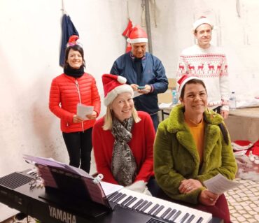 Chants de Noël sur les falaises de Carvoeiro – nous avons élevé la voix !