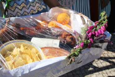 La « Festa dos Tabuleiros » (plateaux de fleurs) redonne vie à un village de l’intérieur des terres
