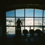 Les redevances aéroportuaires vont augmenter à Porto et Faro dès 2026