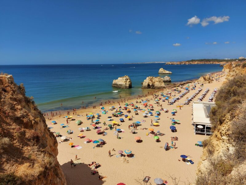 L’APA sévit contre les irrégularités sur les plages de l’Algarve