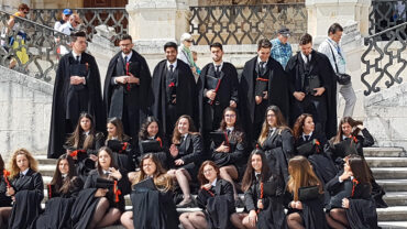 « Queima das Fitas » à Porto : la magie étudiante embrase la ville