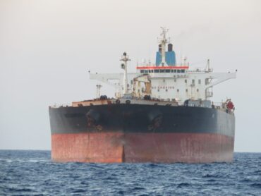 La marine portugaise renforce sa surveillance contre les transferts de pétrole brut en haute mer