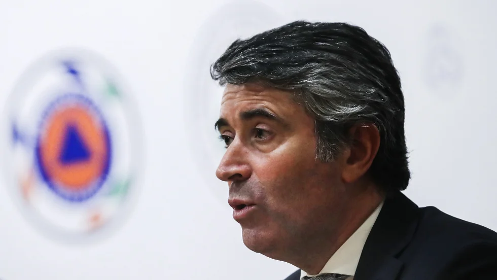 Le ministre promet une modernisation de 600 millions d’euros pour les commissariats de police portugais ;  nouvelles recrues