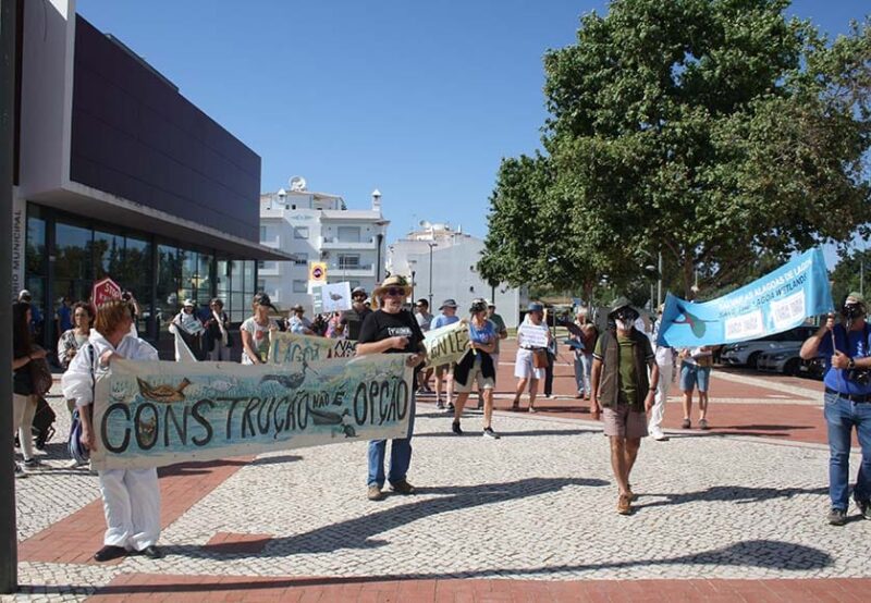 Les citoyens descendent dans la rue contre la « destruction » d’Alagoas Brancas