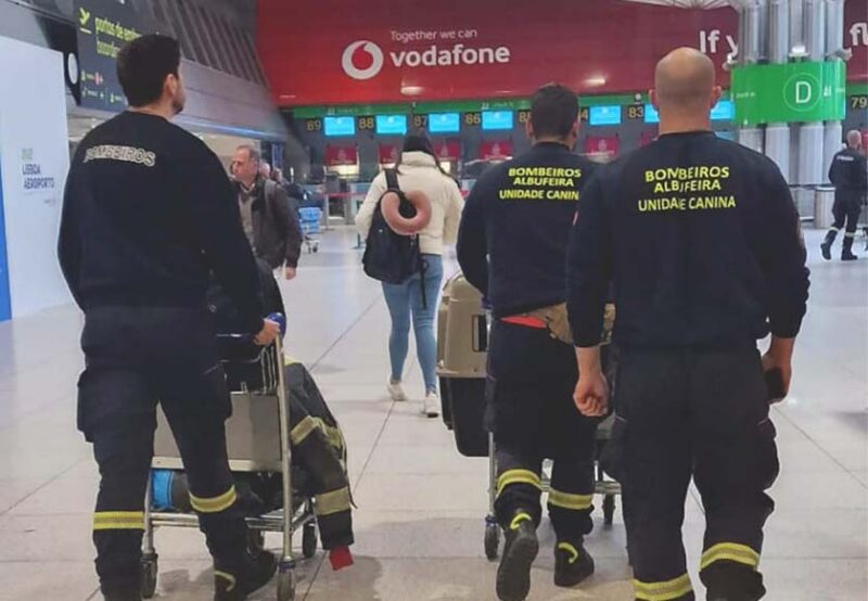 Les pompiers d’Albufeira rejoignent les équipes de recherche et de sauvetage en direction de la Turquie