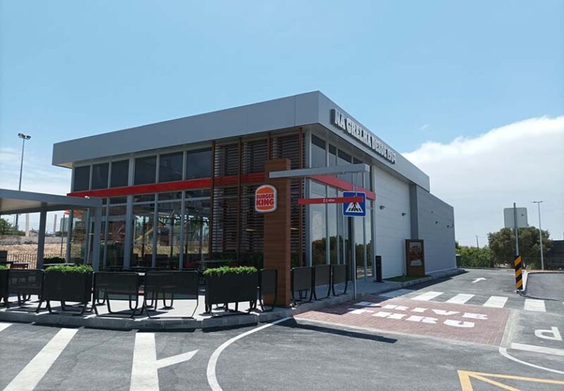 Le géant de la restauration rapide Burger King ouvre son premier restaurant à Lagoa