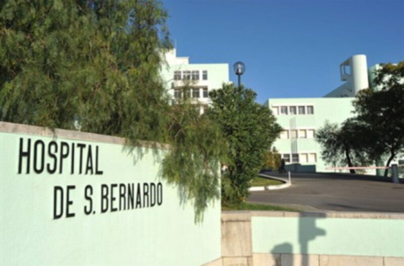 Le directeur clinique démissionne de l’hôpital de Setúbal en raison de « l’asphyxie et le parasitage du système de santé du SNS »