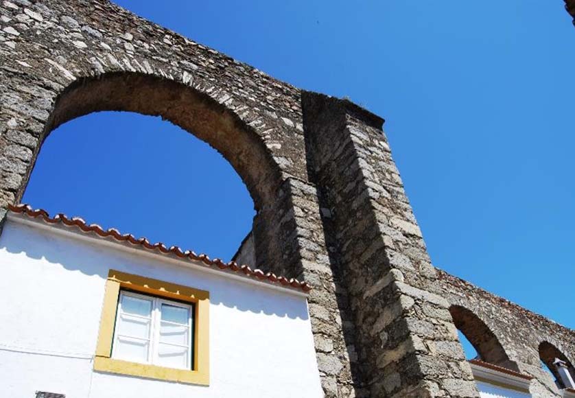 L'exposition de photos de Portimão présente les superbes aqueducs du Portugal