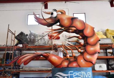 La crevette géante célèbre le festival des fruits de mer d’Olhão
