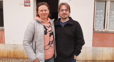 Un couple russe transforme une auberge en refuge pour Ukrainiens à Portimão