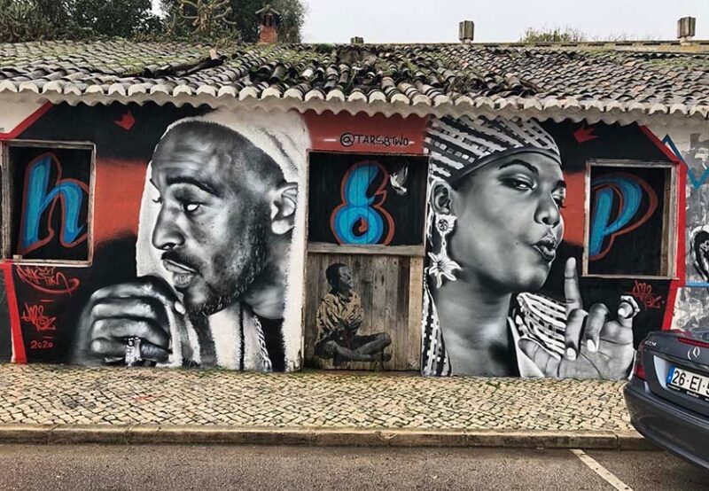 L’artiste Tarso Silva transforme les rues locales en galeries à ciel ouvert