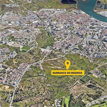 Portimão met un immense terrain en vente aux enchères publiques