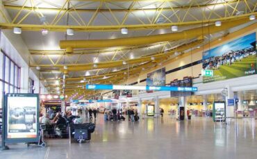 Les halls des arrivées des aéroports de Lisbonne, Faro et Porto fermés en raison de nouvelles restrictions