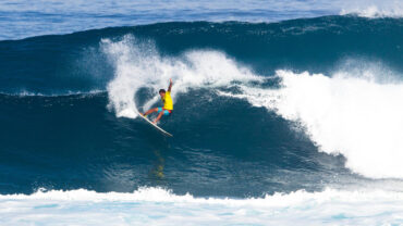 Un surfeur hawaïen transporté par avion à l’hôpital après un accident à Peniche