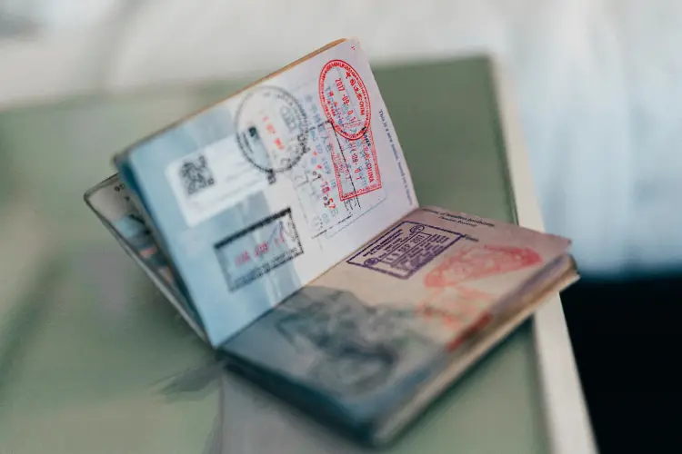 « L’agonie » du visa doré : les demandes faites après le 16 février « seront invalides »