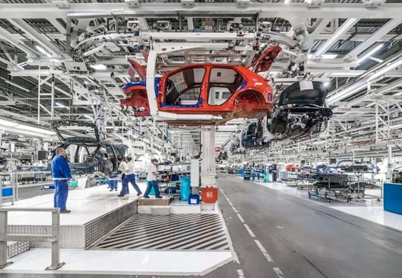 L’usine automobile Autoeuropa redémarre la production le 2 octobre