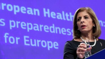 Le commissaire européen à la santé fait référence à une « pandémie de non vaccinés ;  Le patron du Conseil médical général du Portugal suggère le contraire
