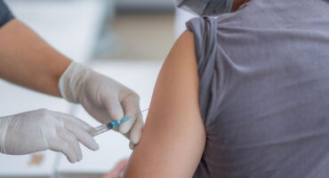 La participation à la vaccination des 16-17 ans « inférieure aux attentes » – l’auto-programmation de la vaccination désormais étendue aux 12-17 ans